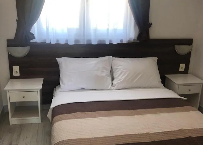 Apartments Ana Karlobag