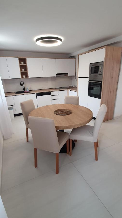 Ana Apartment