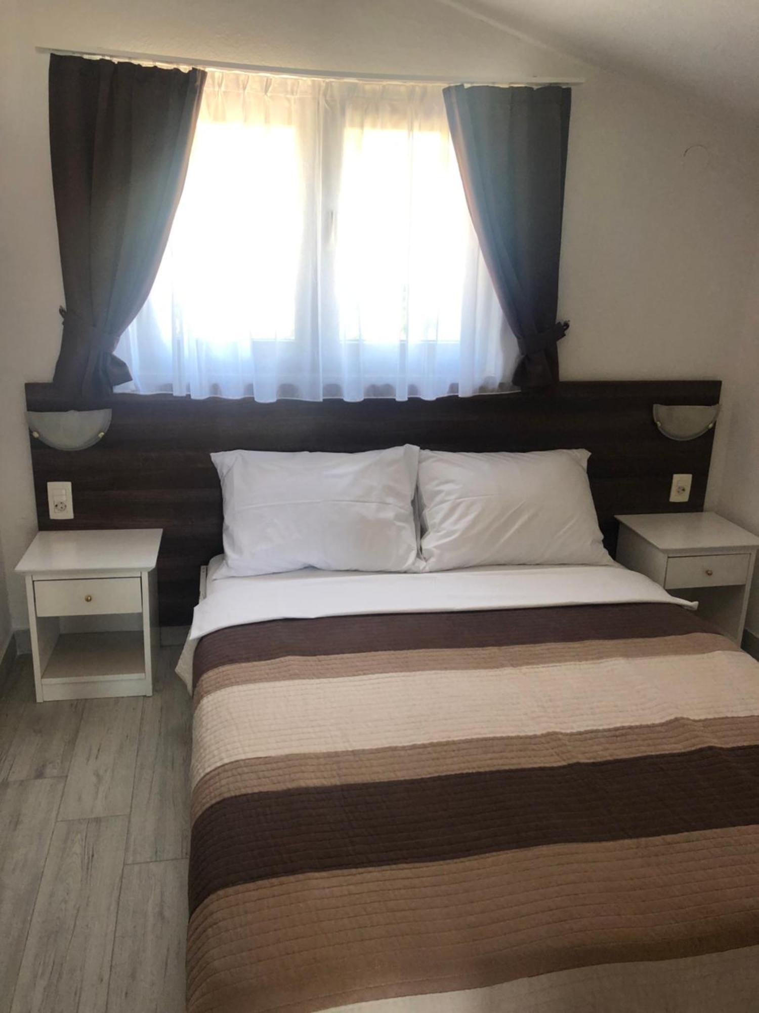 Ana Apartment *