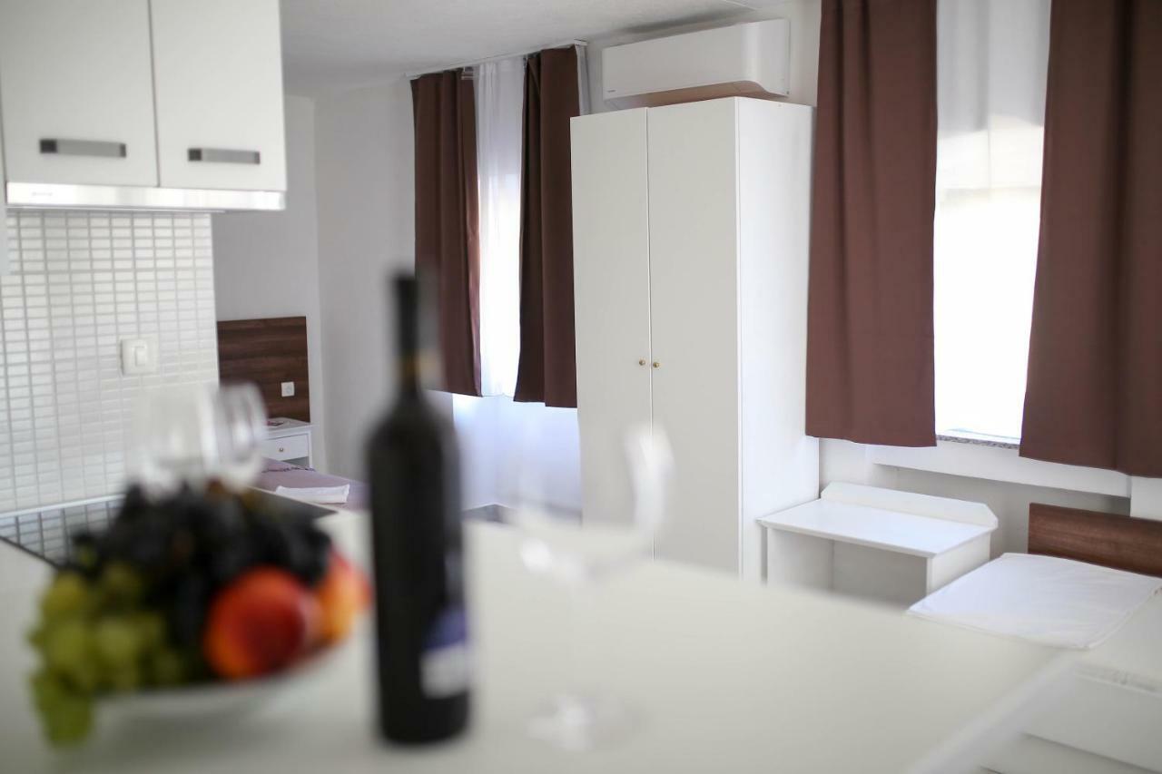 Ana Apartment