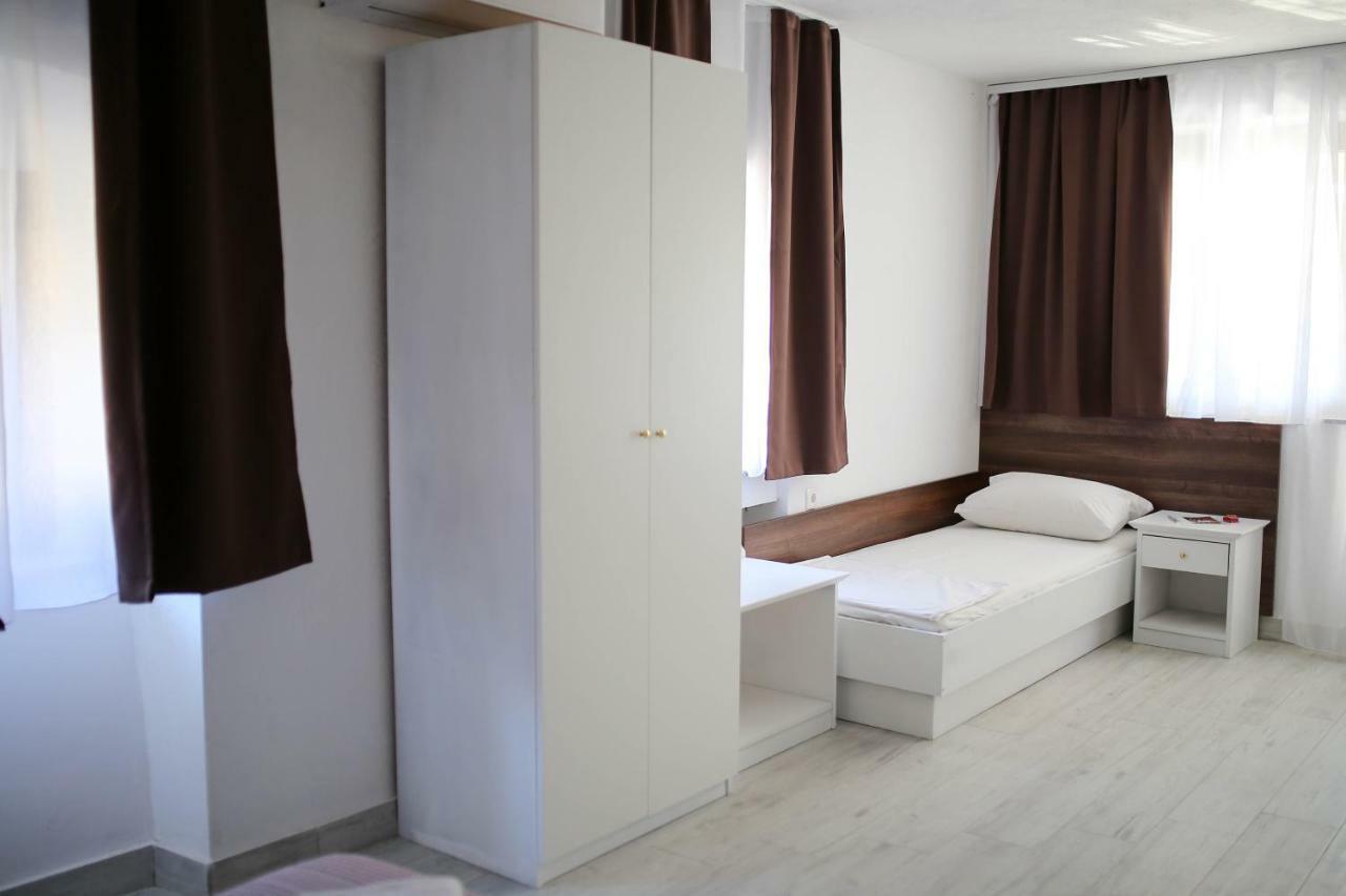 Apartment Ana *