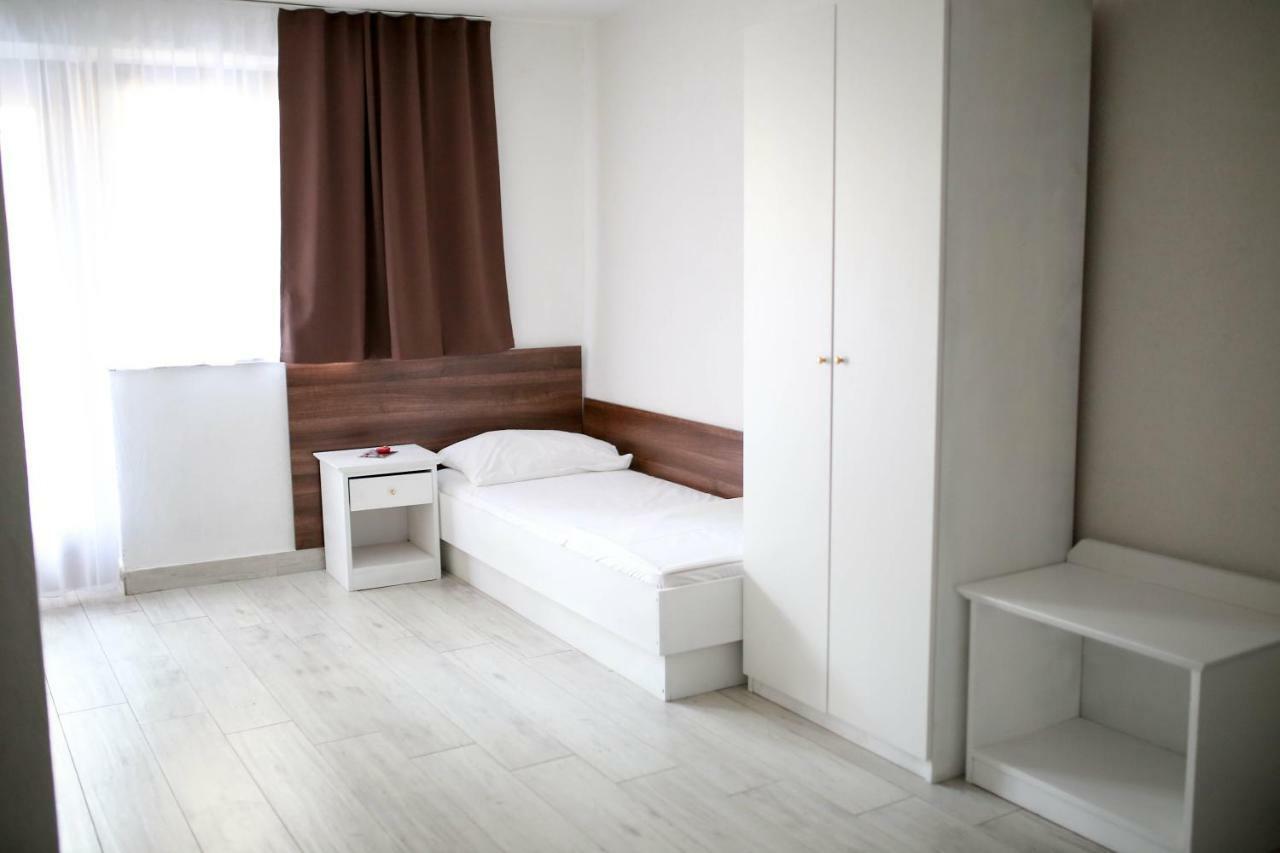 Apartment Ana *